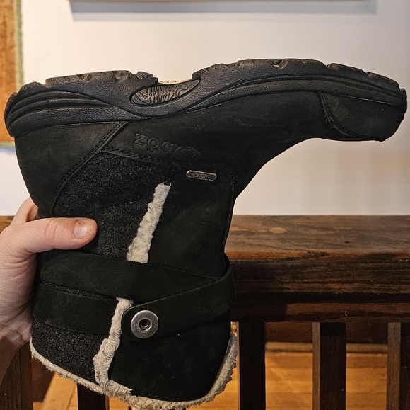 Oboz thinsulate wool and suede boots - Picture 13 of 16